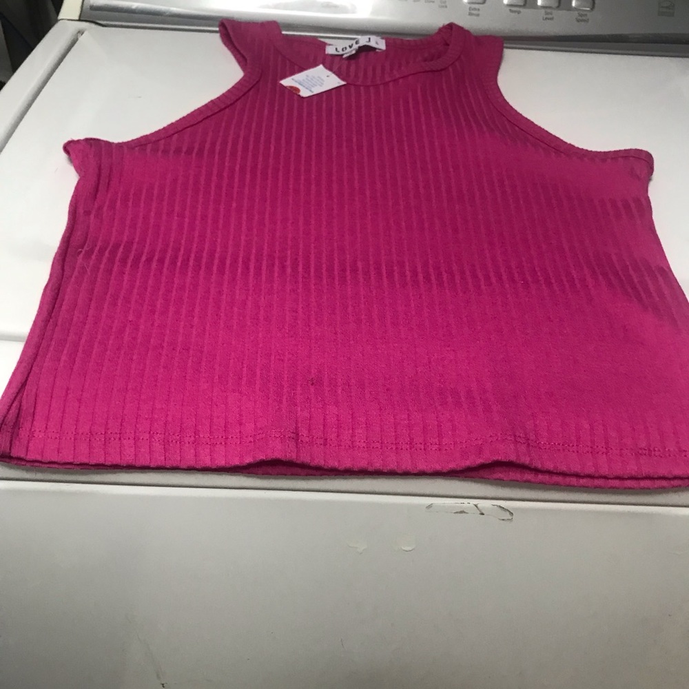NWT sleeveless top